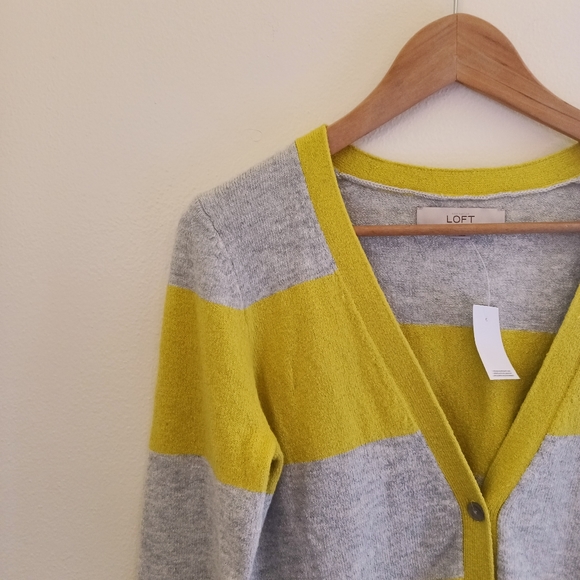 LOFT Sweaters - NWT Loft Cardigan
